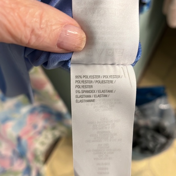 Set of 2 Susan Graver tunic tops. Size 1X - Picture 8 of 8